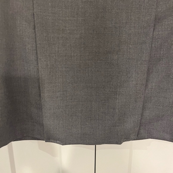Banana Republic Pencil Skirt - Picture 4 of 5